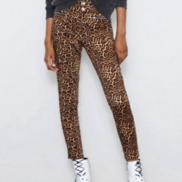 Zara Pants Skinny Fit Mid-rise size 2 NWOT - Picture 2 of 5